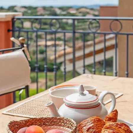 Apartment Les Cigales - Terrasse, Golf & Piscine Sainte-Maxime