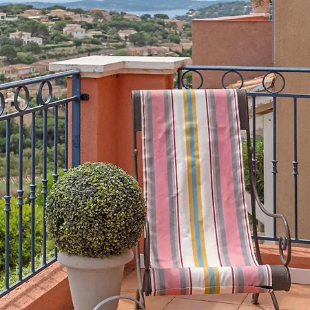 Les Cigales - Terrasse, Golf & Piscine * Сент-Максім