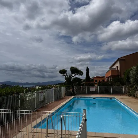 Lejlighed Les Cigales - Terrasse, Golf & Piscine Sainte-Maxime